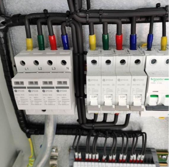 電源浪涌保護(hù)器 電源浪涌保護(hù)器